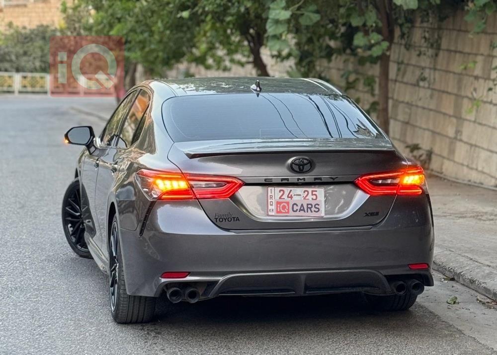 تۆیۆتا کامری